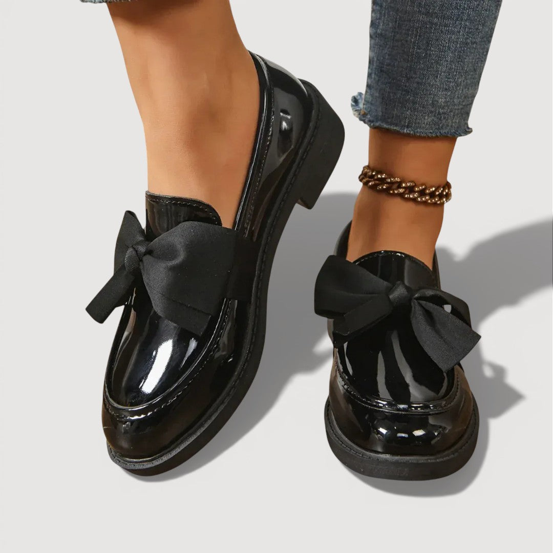 MAERYL – LOAFERS CON DETTAGLIO A FIocco