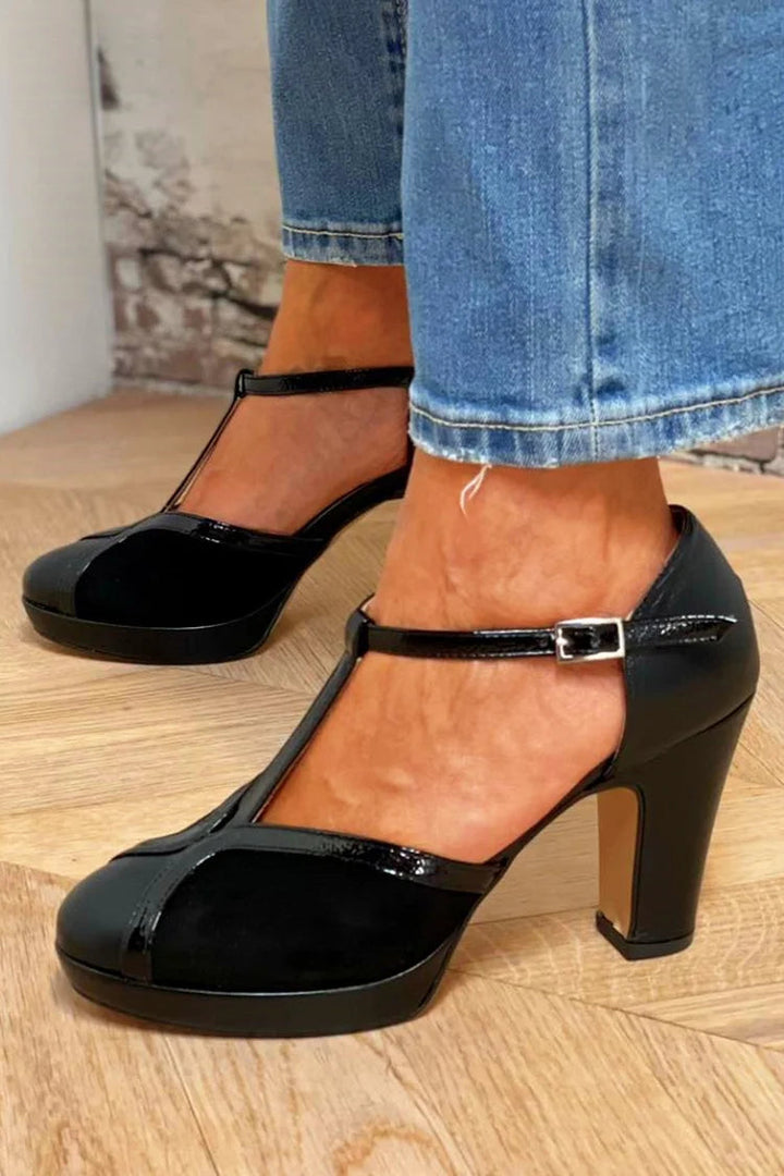 PIATTAFORMA A T CON DÉCOLLETÉ