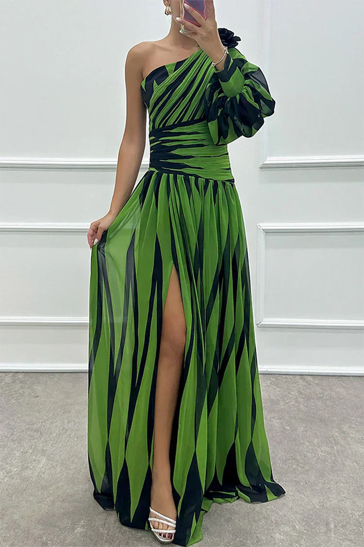 Hazel™ | Elegante Abito Maxi a Strisce con Spalla Scoperta